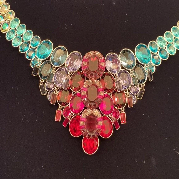 Swarovski Eminence Necklace - Picture 4 of 7